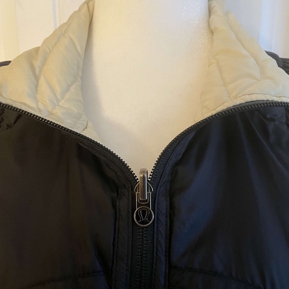 ❤️SOLD❤️Lululemon women’s reversible jacket - Picture 2 of 5